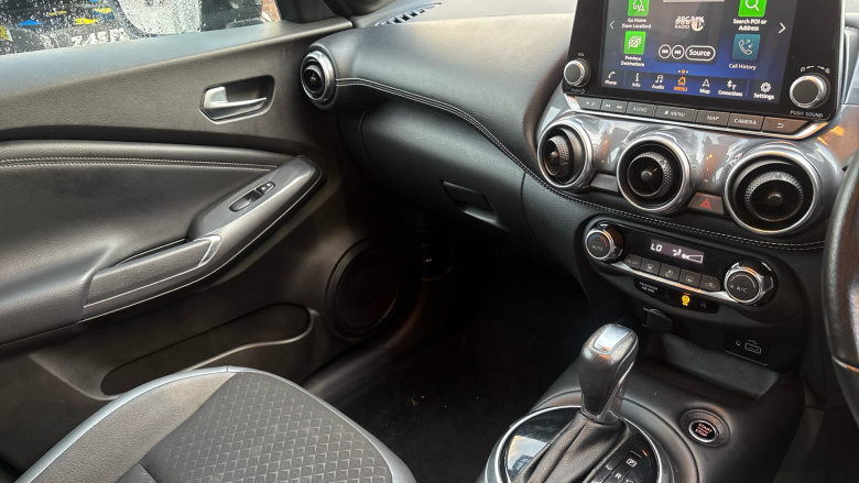 Nissan Juke 1.0 DiG-T 114 N-Connecta 5dr DCT Petrol Hatchback